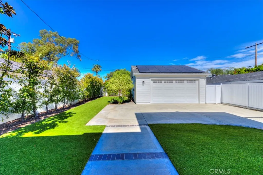 Additional image 41 of 320 Flower St, Costa Mesa, CA 92627