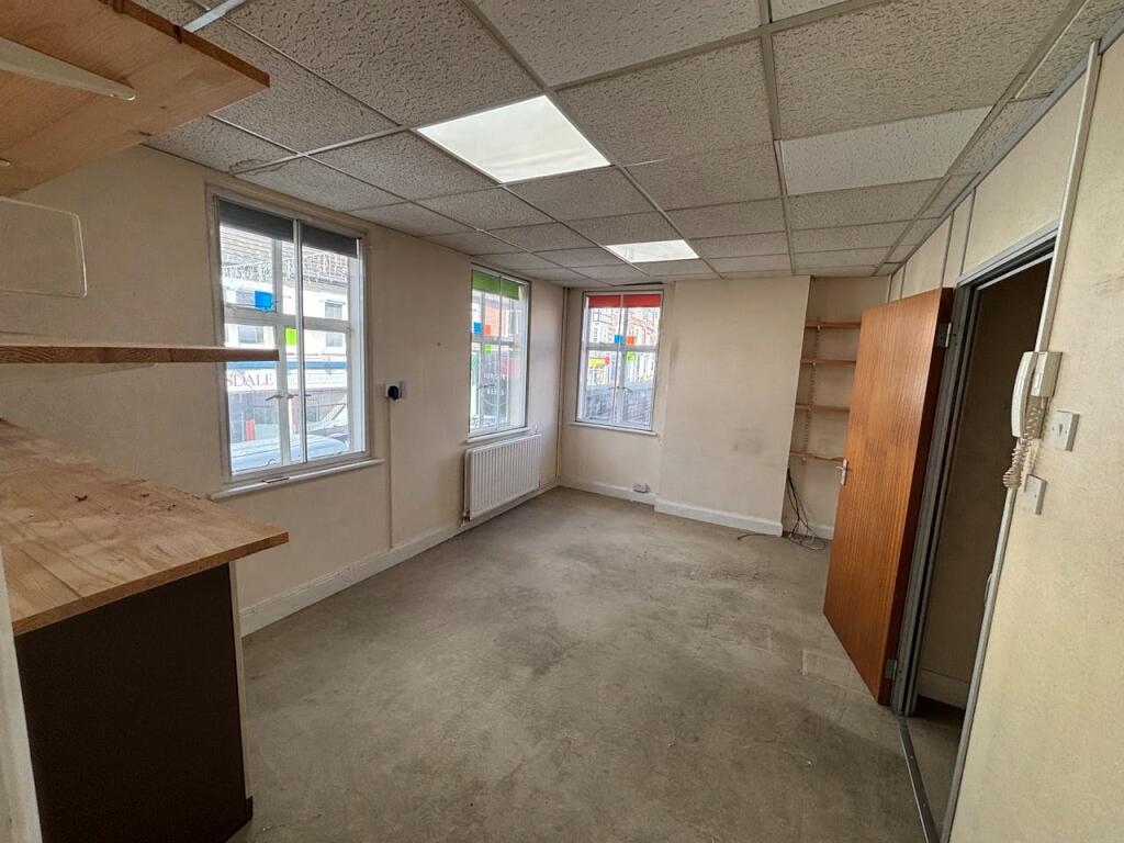 Additional image 4 of First Floor, 15 Station Road, Harpenden, AL5 4SQ