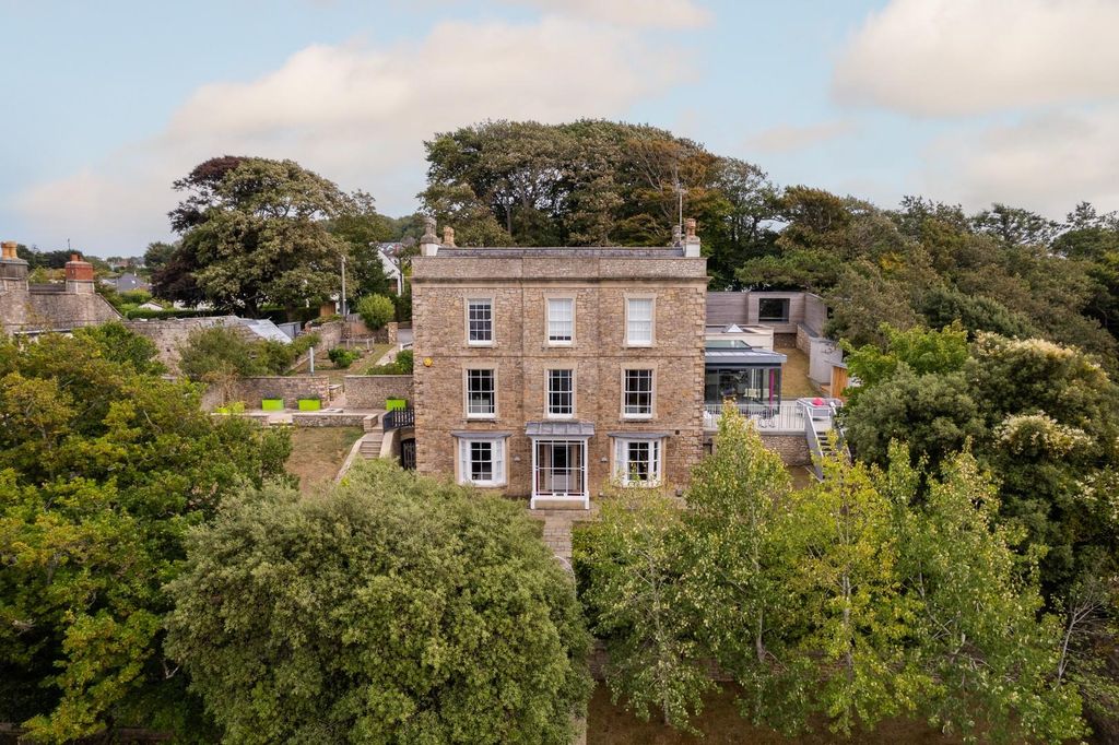 6 bed detached house for saleWellington Terrace, Clevedon BS21