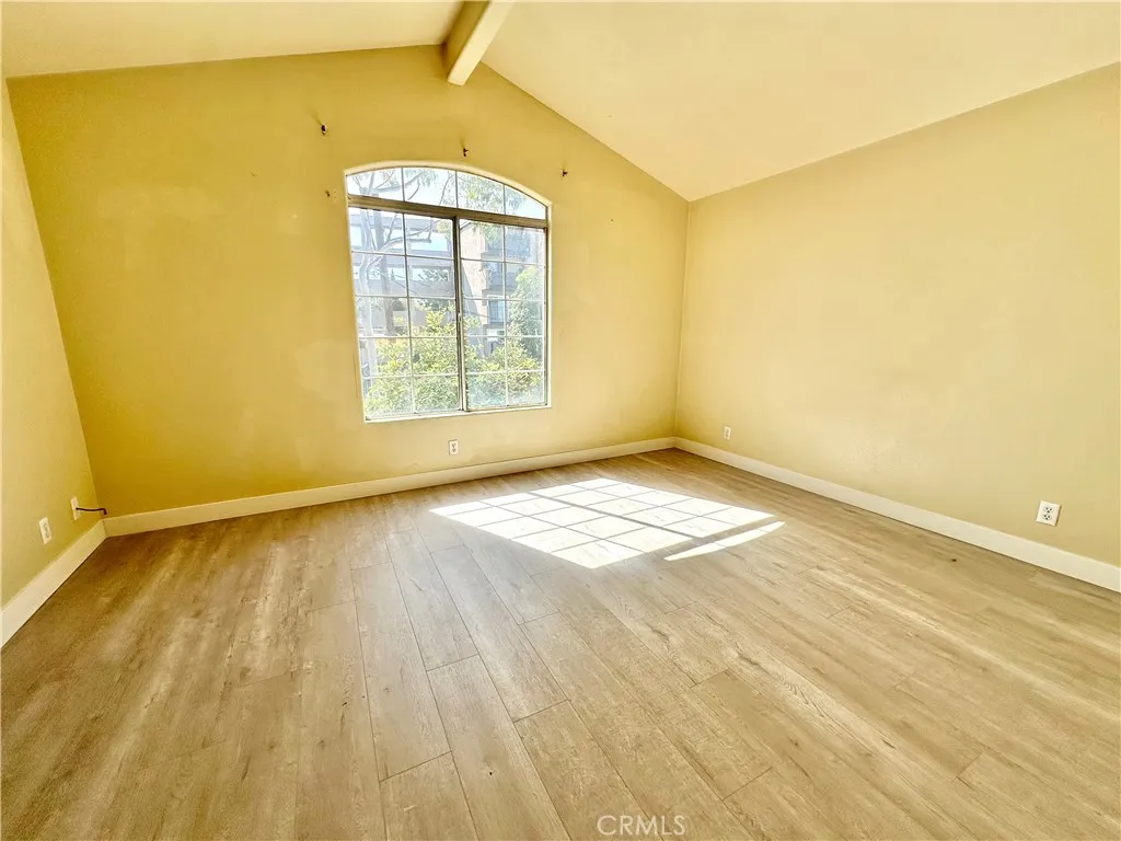 Additional image 13 of 731 5th Street, Long Beach, CA 90802