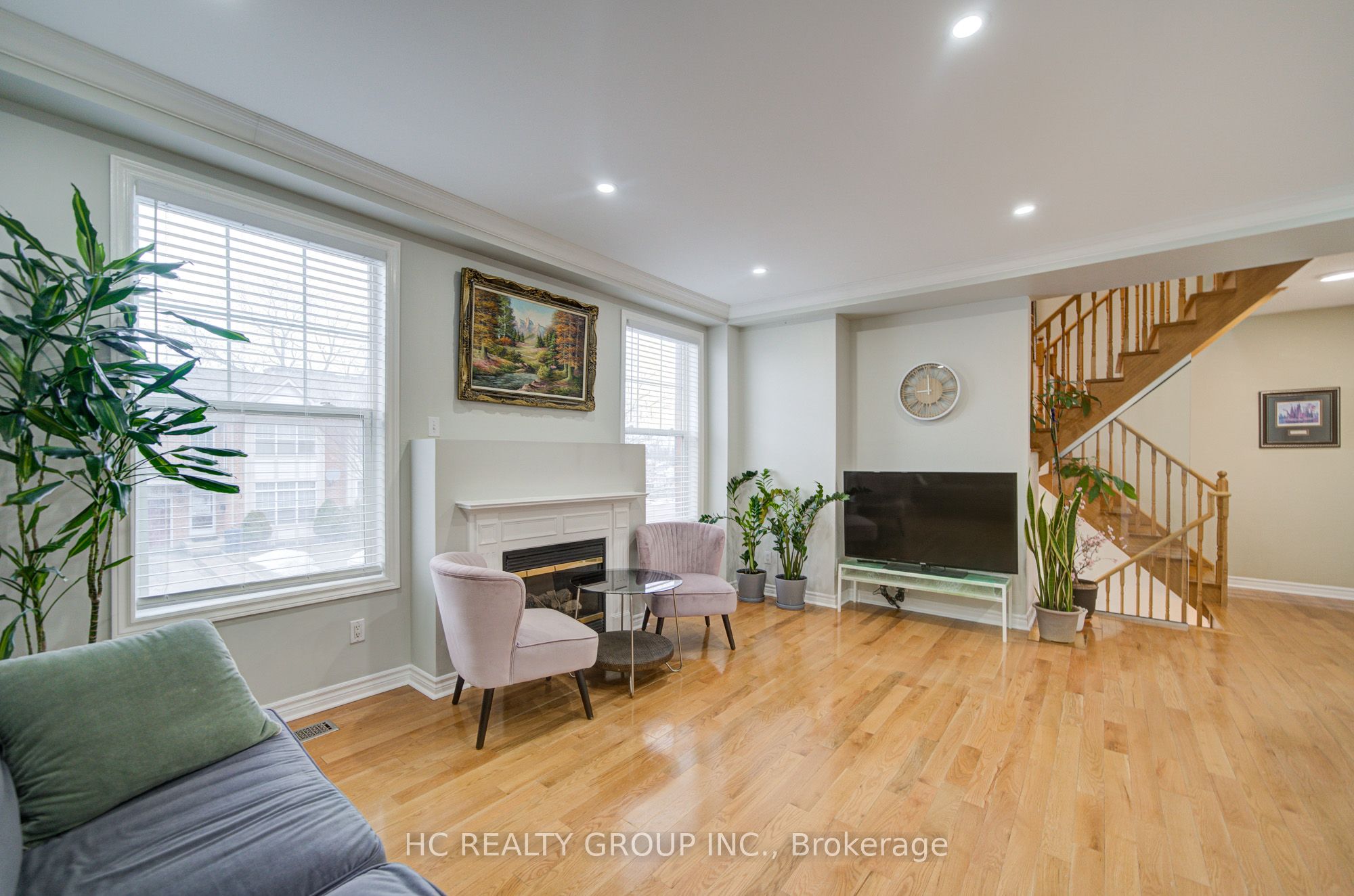 Additional image 4 of 37 Willowfield Mews, Toronto, ON, M1R 5S1