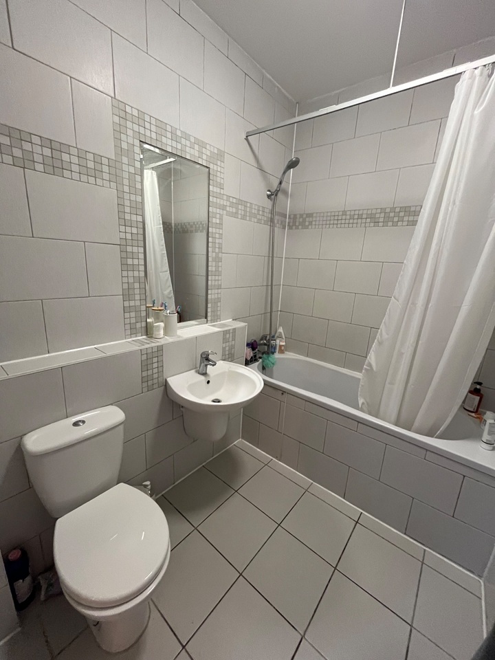 Additional image 6 of Room in a Shared Flat, Wool House, E1, N1 7GU