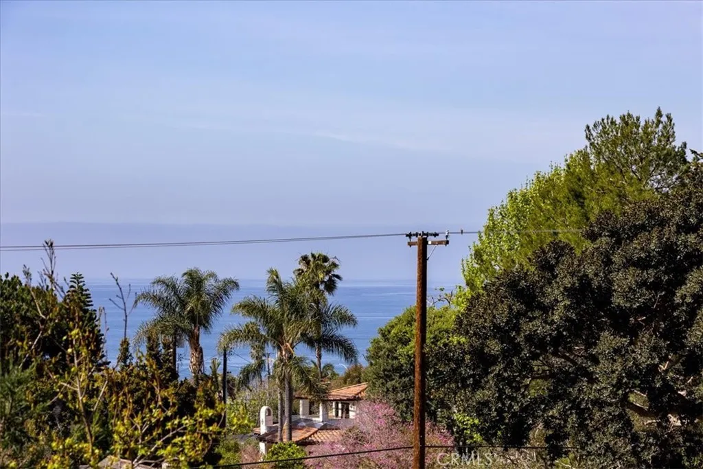 756 Bluebird Canyon Dr, Laguna Beach, CA 92651