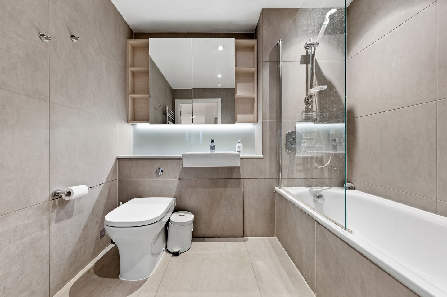 Additional image 11 of 2 Bed Flat, Brook Drive, SE11, SE1 6FA