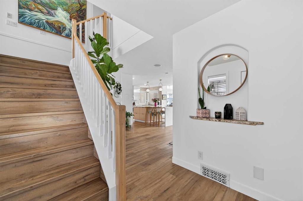 Additional image 6 of 46 Springbluff Boulevard SW, Calgary, AB, T3H 4V6