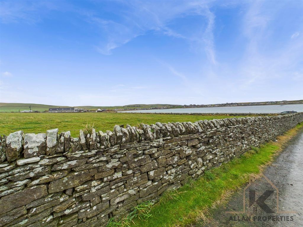 Land for saleParcel Of Land Alongside Chalmersquoy, Westray, Orkney KW17