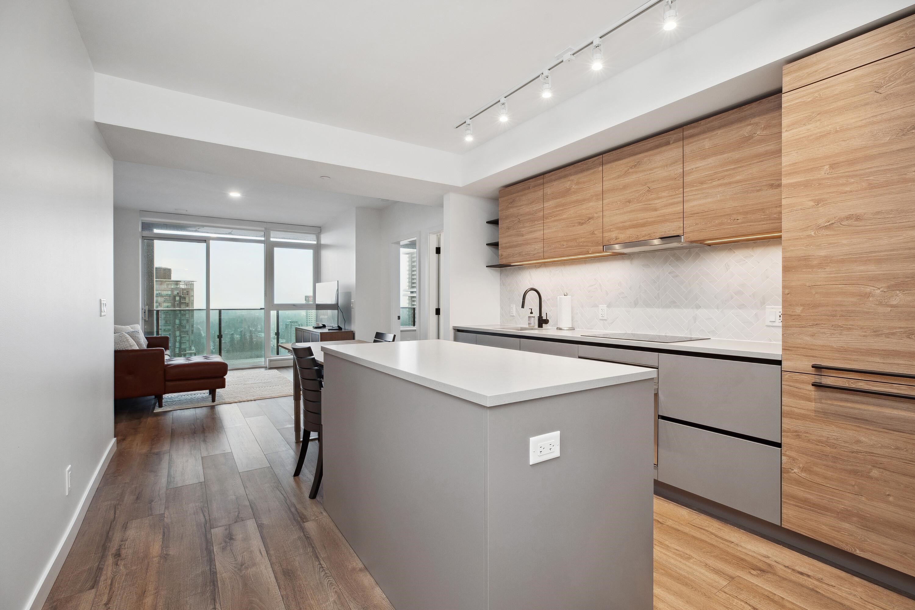 3609-10448 University Drive, Surrey, BC, V3T 0S7