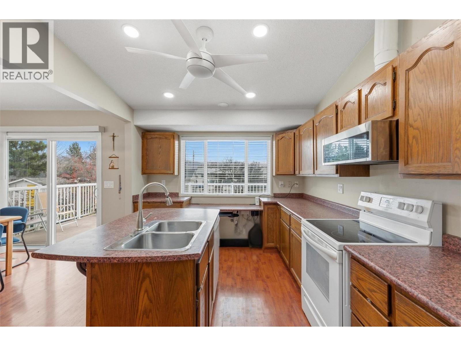 Additional image 2 of 1341 Springfield Road, Kelowna, BC, V1Y5Y2
