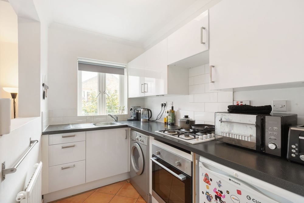 Additional image 6 of 1 Bed Flat, Hopewell Yard, SE5, N1 7GU
