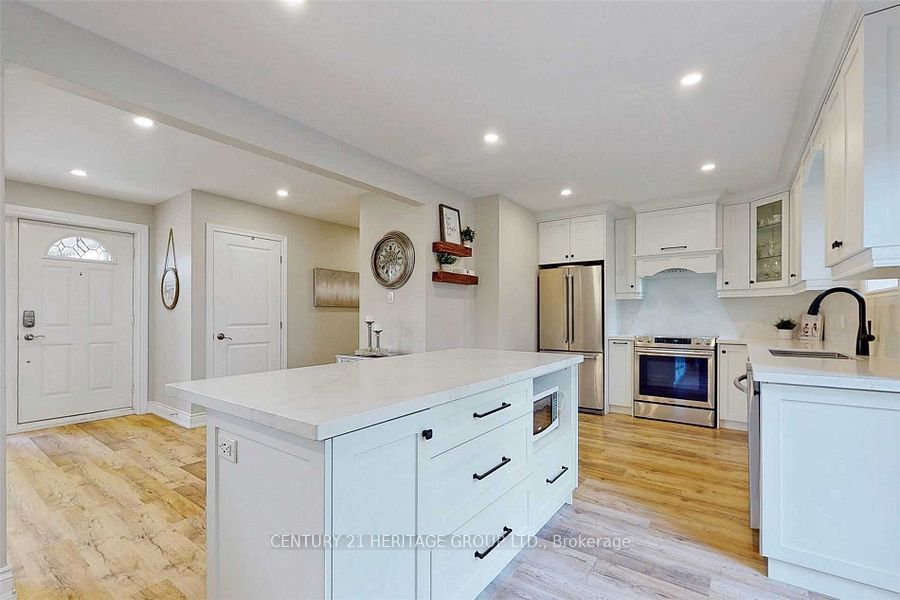 Additional image 5 of Main-45 Lewis Drive, Newmarket, ON, L3Y 1R6