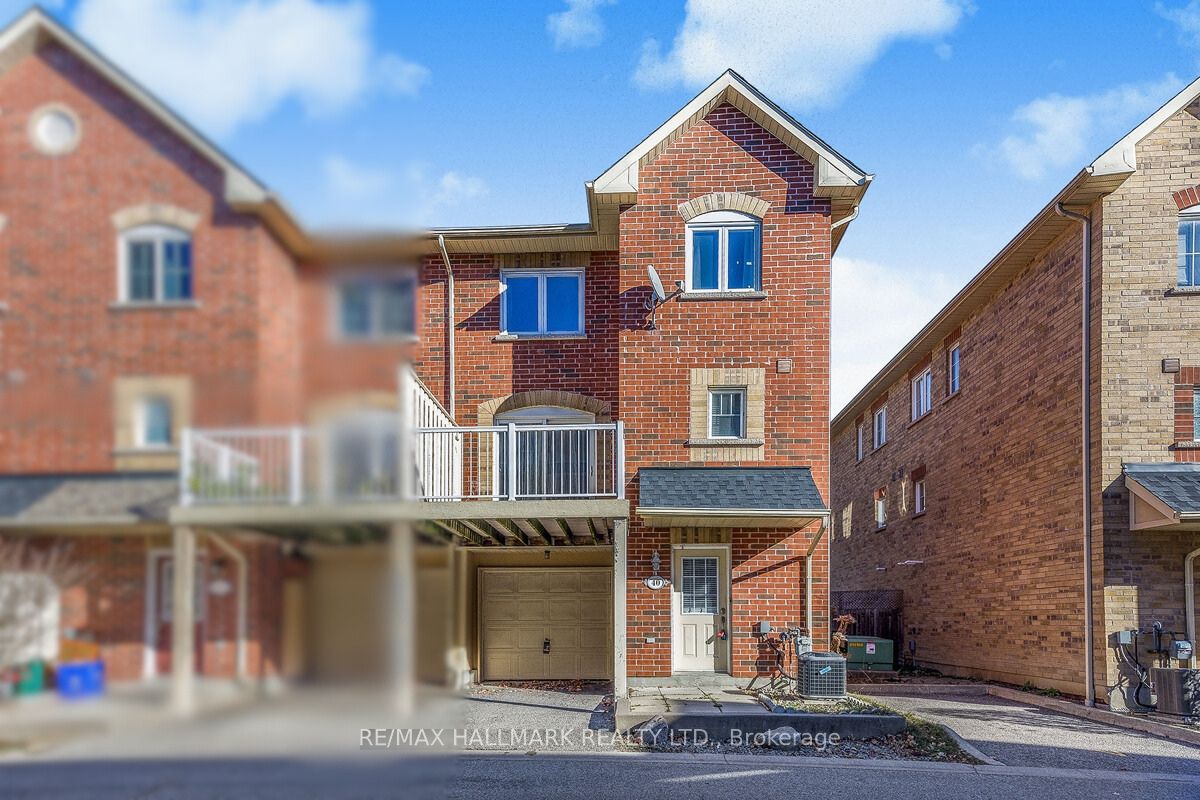 40-1775 Valley Farm Road, Pickering, ON, L1V 7J9