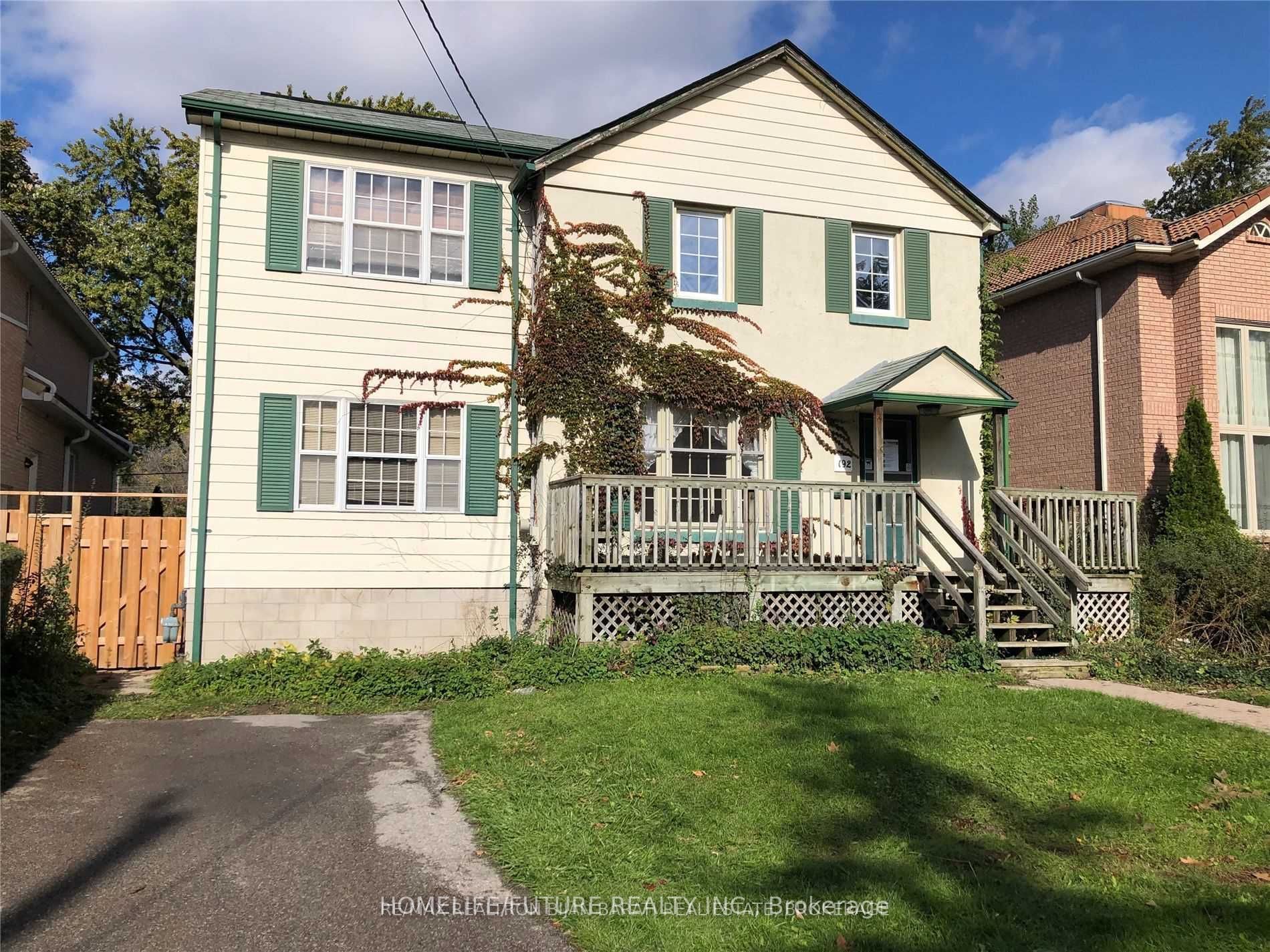 192 Parkview Avenue, Toronto, ON, M2N 3Y8