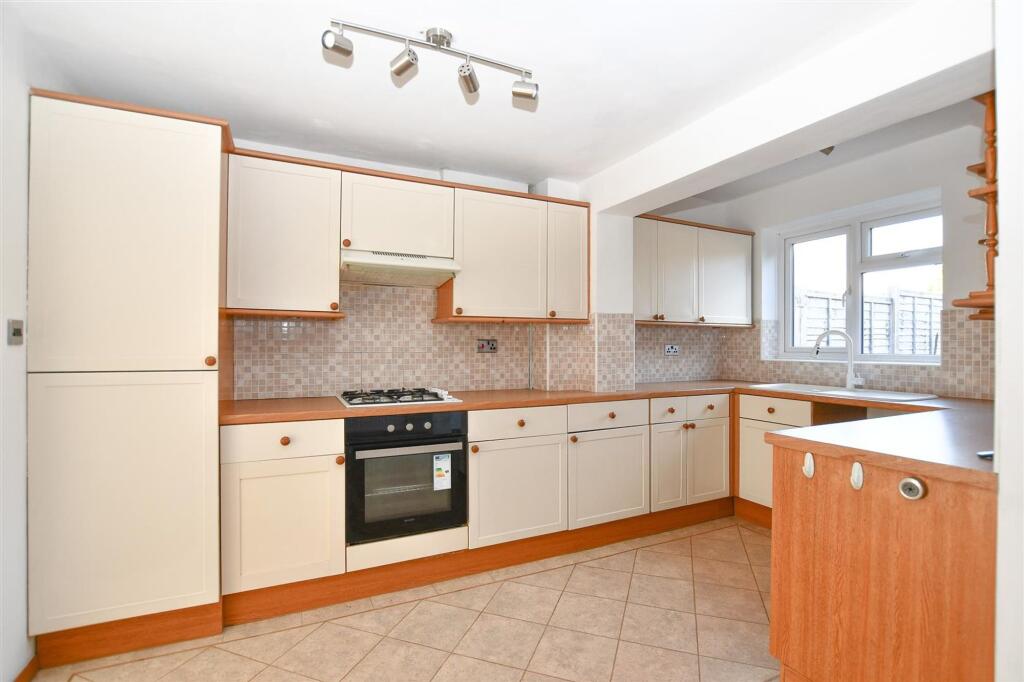 Additional image 10 of Hardwicke Place, London Colney, AL2