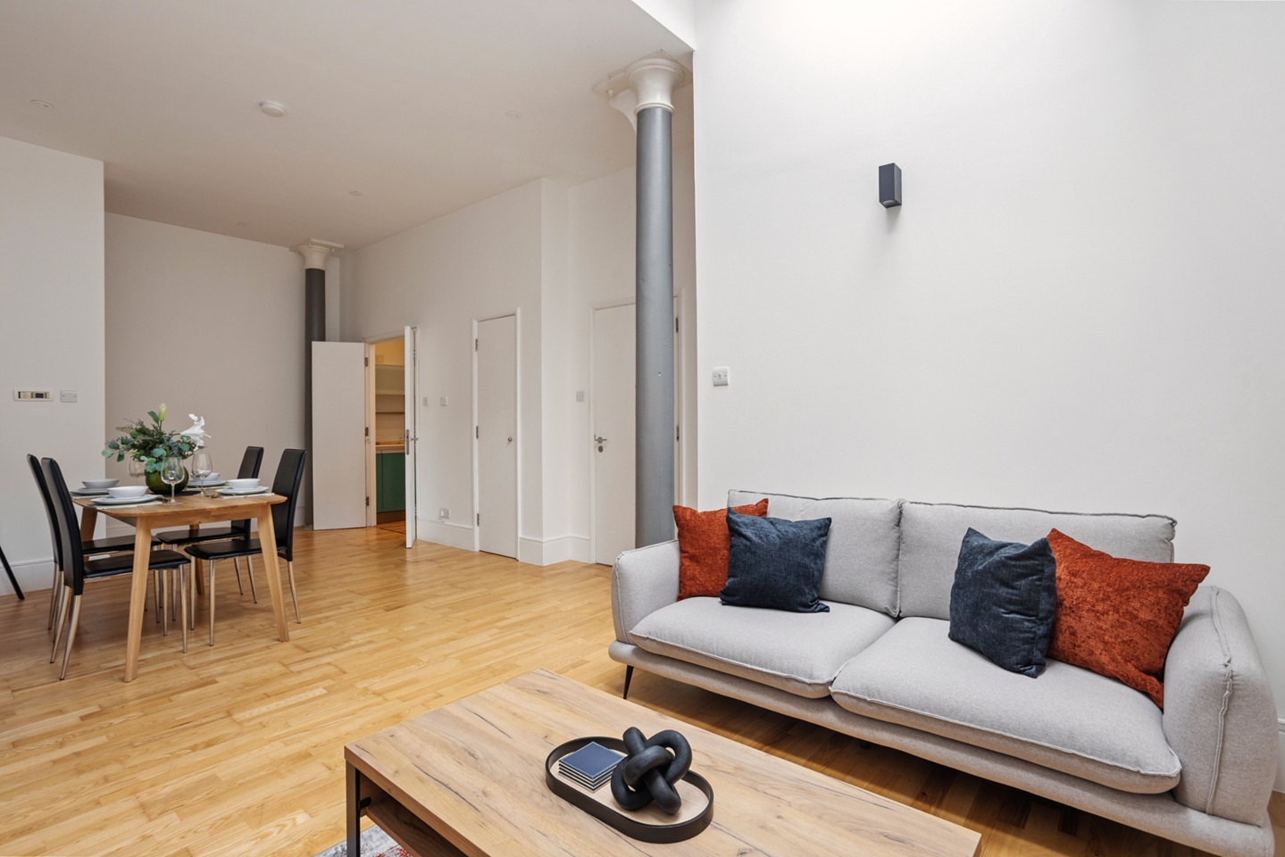 Additional image 9 of 1 Bed Flat, Albion Buildings, N1, N1 7GU