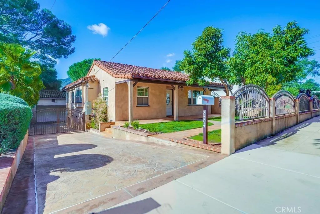 Additional image 3 of 2504 Piedmont Avenue, Montrose, CA 91020