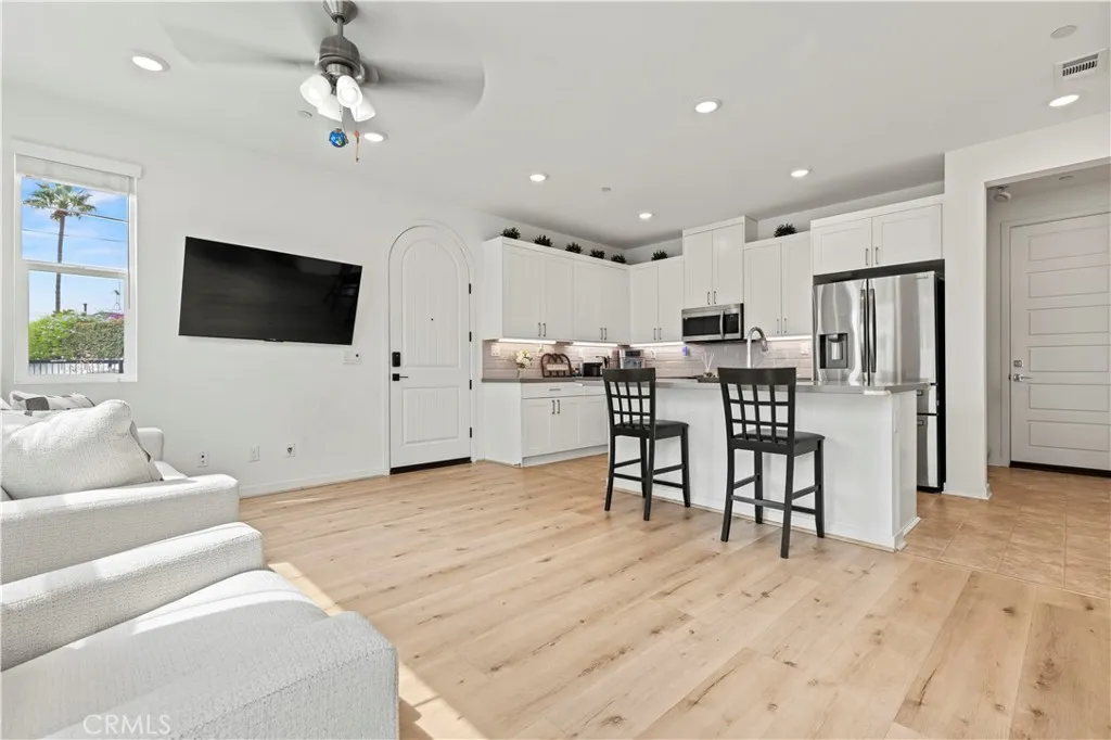 Additional image 51 of 1544 W Plaza Del Amo, Torrance, CA 90501