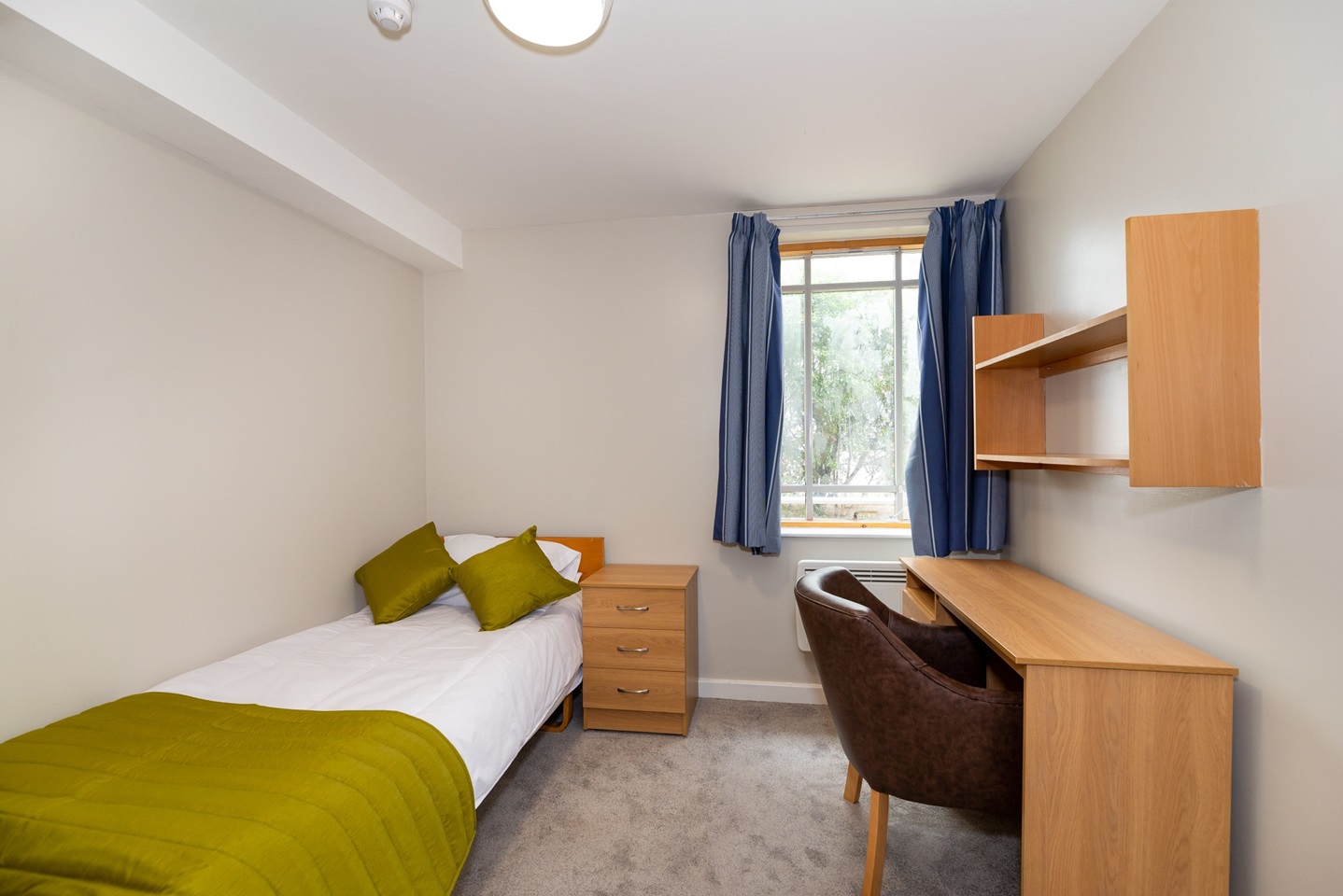 Room in a Shared Flat, Baker House, WC1N, N1 7GU