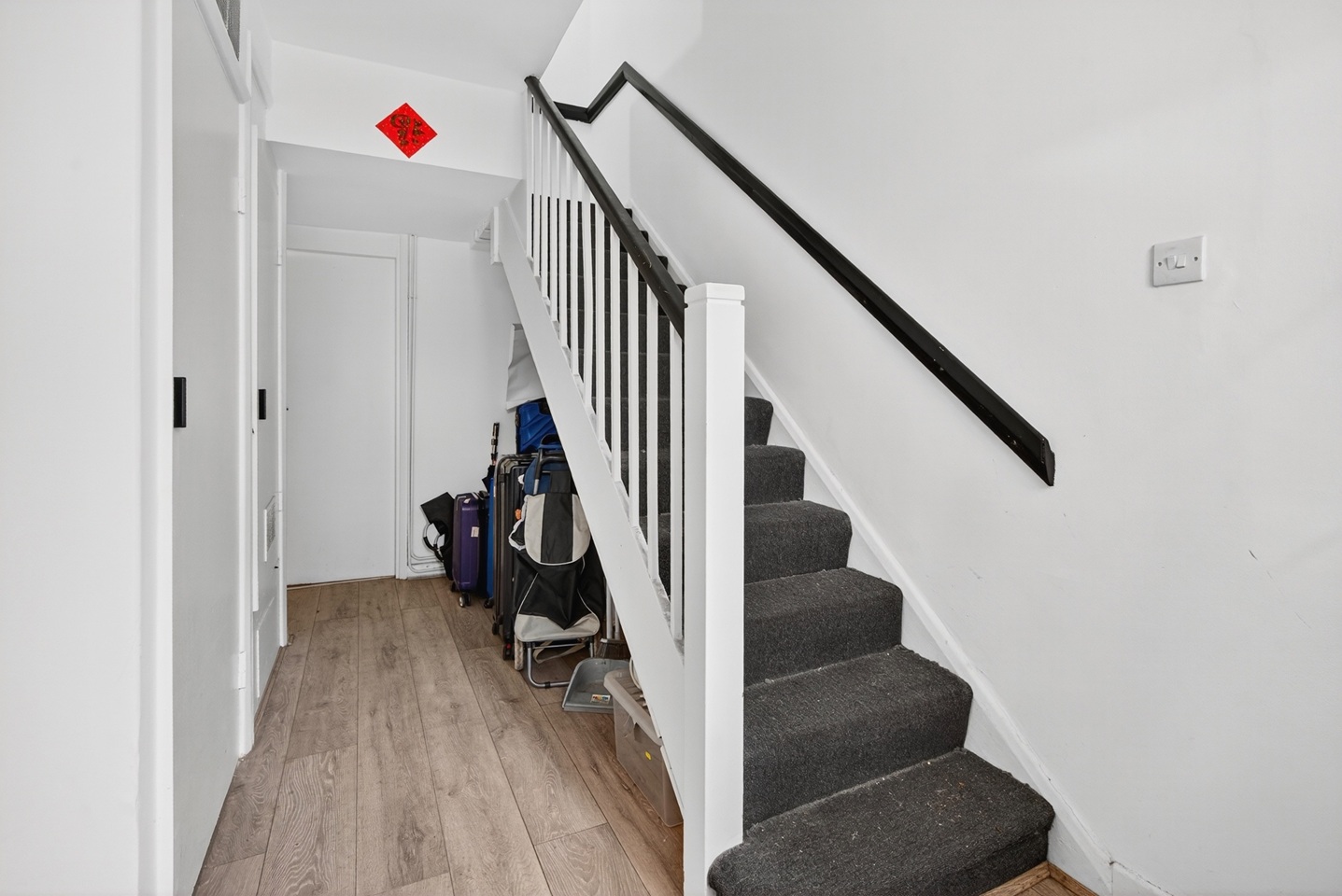 Additional image 3 of 4 Bed Flat, Stockbeck, NW1, N1 7GU