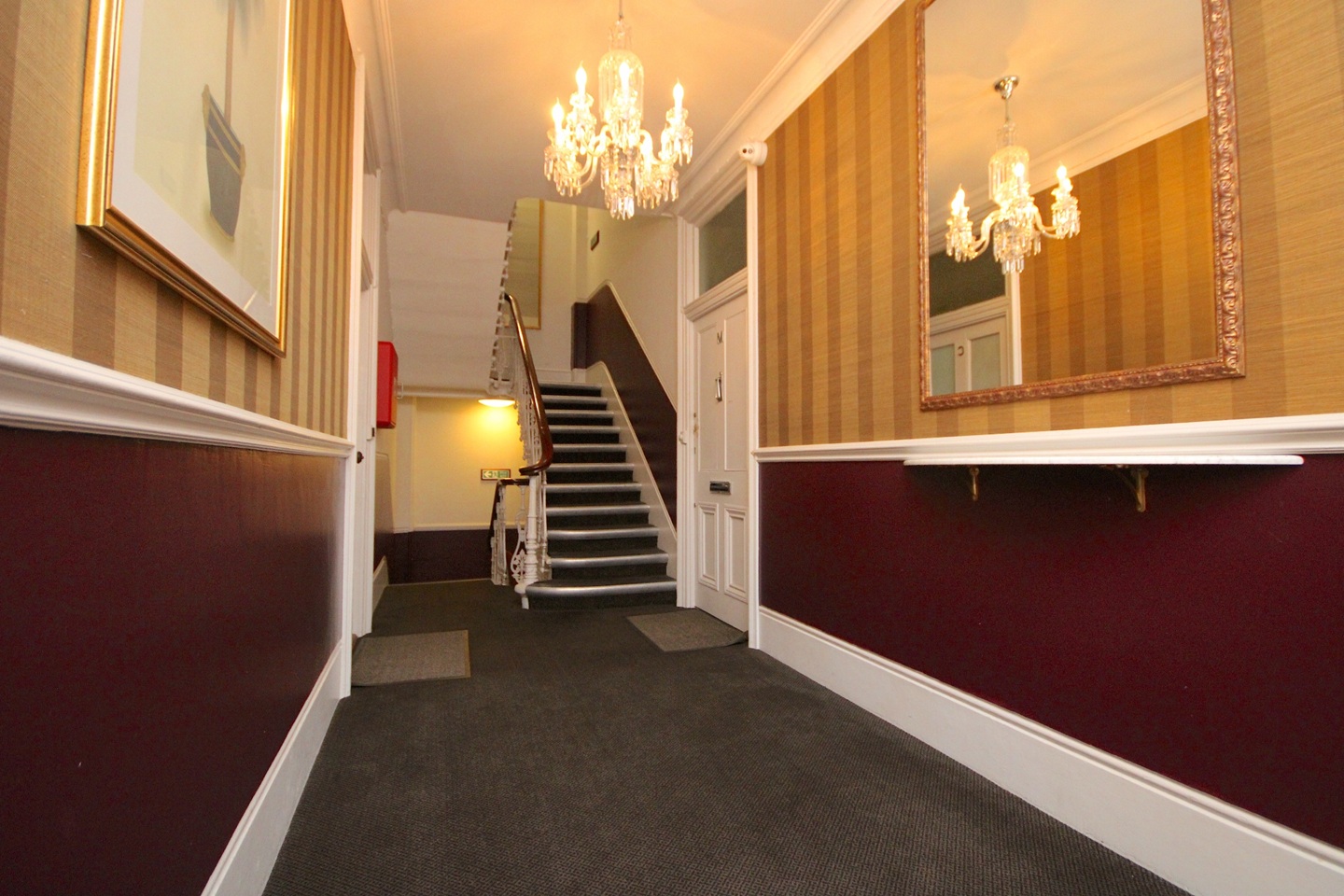 Additional image 19 of 1 Bed Flat, Oxford & Cambridge Mansions, NW1, N1 7GU