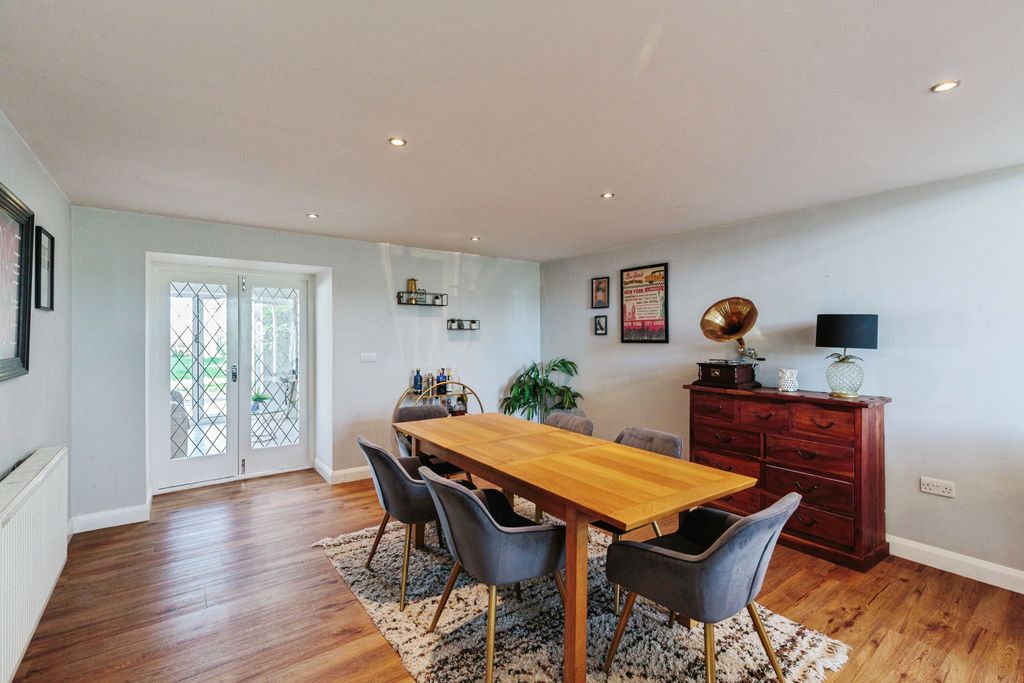 Additional image 9 of 4 bed detached house for saleGarstang Road, Preston PR3