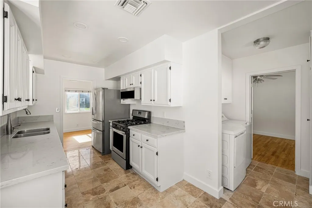 Additional image 64 of 2663 Riverside Dr, Costa Mesa, CA 92627