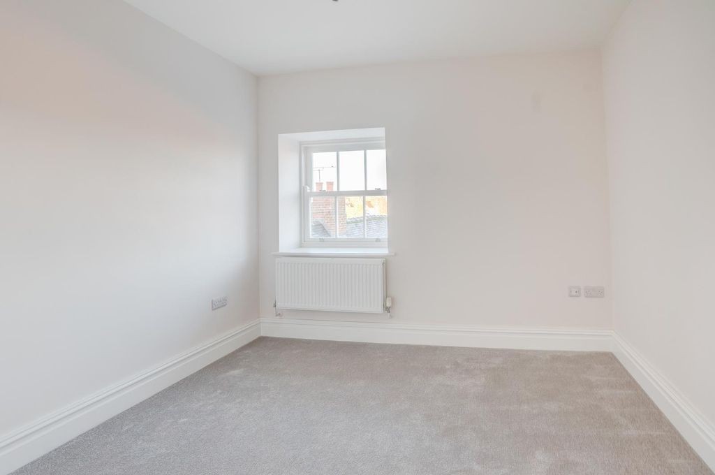 Additional image 7 of 2 bed flat for sale6 Kilwardby House, Kilwardby Street, Ashby De La Zouch LE65