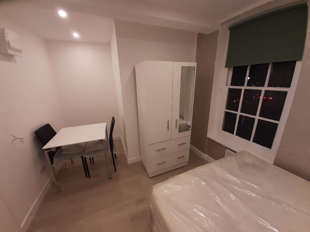 Additional image 2 of Studio Flat, Victoria/ Pimlico, SW1V, N1 7GU