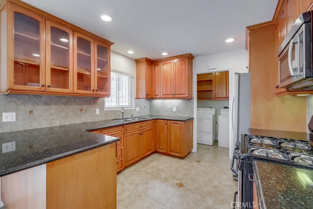 Additional image 15 of 10321 Courtright Rd, Stanton, CA 90680
