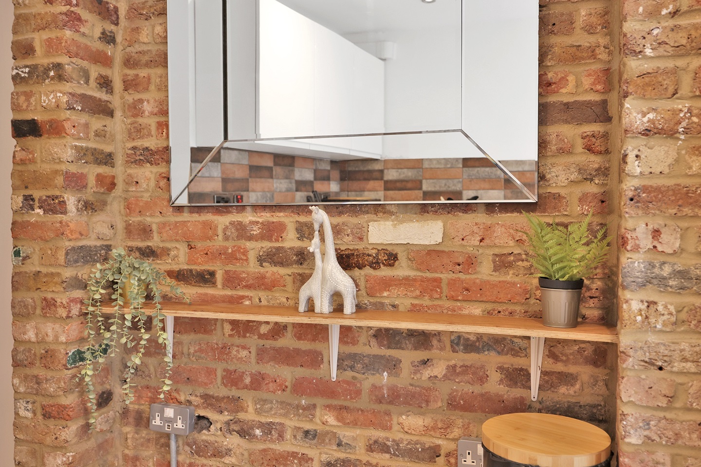 Additional image 21 of 1 Bed Flat, Fullwood's Mews, N1, N1 7GU