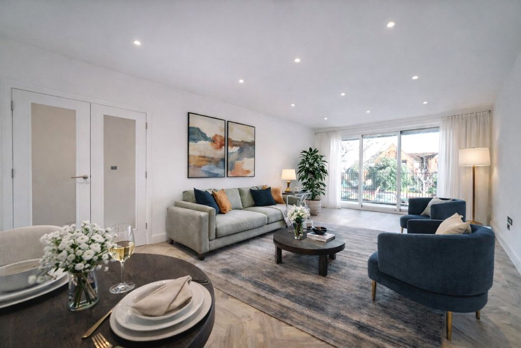 Additional image 2 of 3 bed flat for saleThe Links, Meols Drive, West Kirby, Wirral CH48