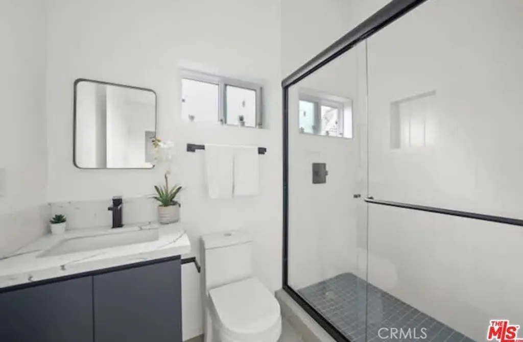 Additional image 16 of 4537 W 16th Unit 1/2, Los Angeles, CA 90019