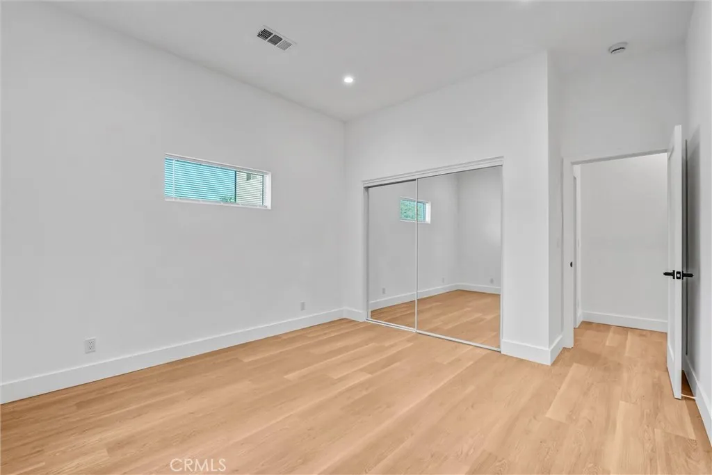 Additional image 12 of 18223 Chatsworth St, Northridge, CA 91326