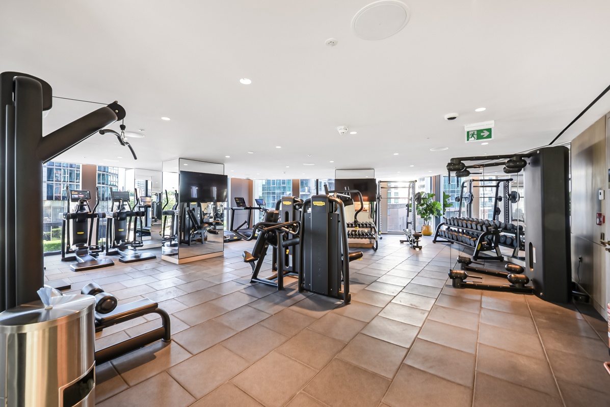 Additional image 15 of 3 Bed Flat, Nine Elms Lane, SW8, N1 7GU