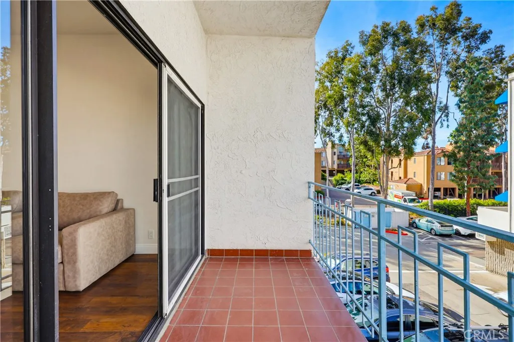 Additional image 41 of 8328 Regents Road Unit 1F, San Diego, CA 92122