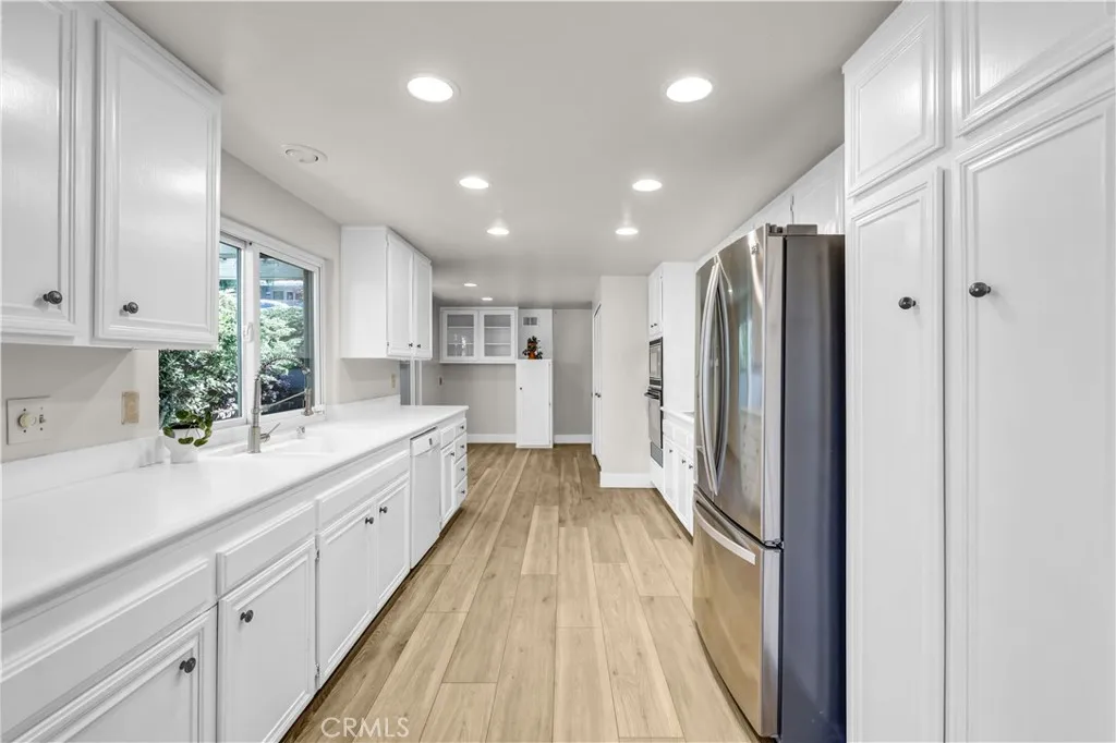 Additional image 36 of 17 Valley View Vw, Irvine, CA 92612