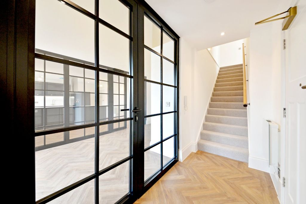 Additional image 18 of 3 bed flat for saleThe Gothic, 4-6 Great Hampton Street, Birmingham B18