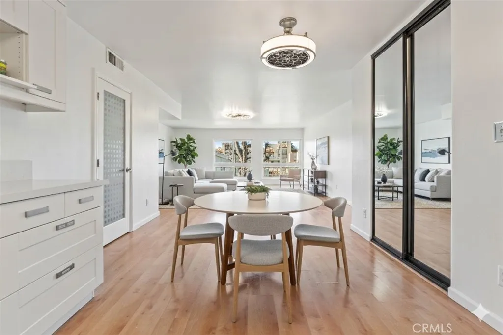 Additional image 4 of 5250 Zelzah Ave Unit 21A, Encino, CA 91316