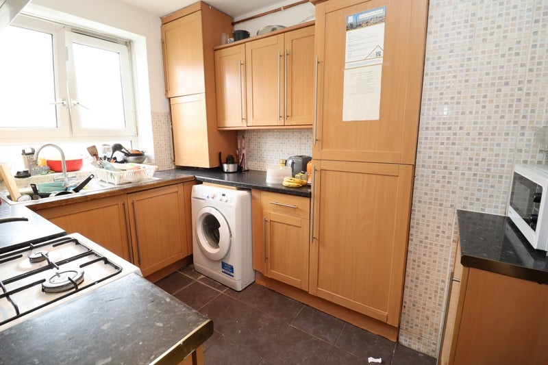 Additional image 3 of Room in a Shared Flat, Borough High St, SE1, N1 7GU