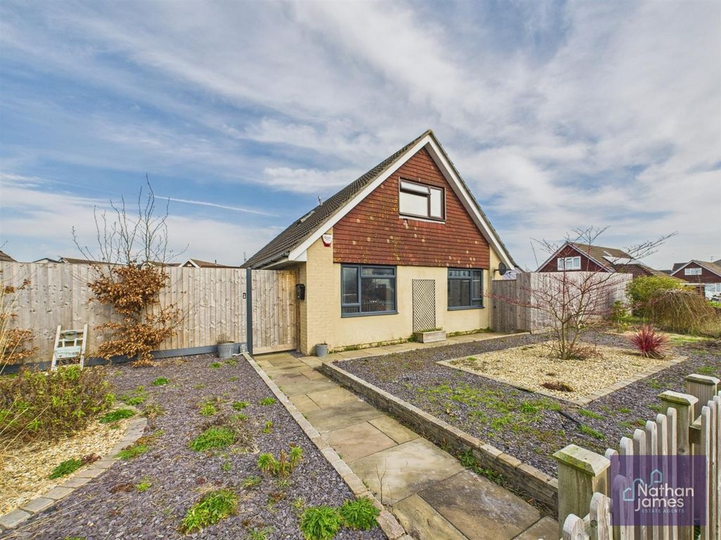 4 bed detached bungalow for saleCastle Lea, Caldicot NP26