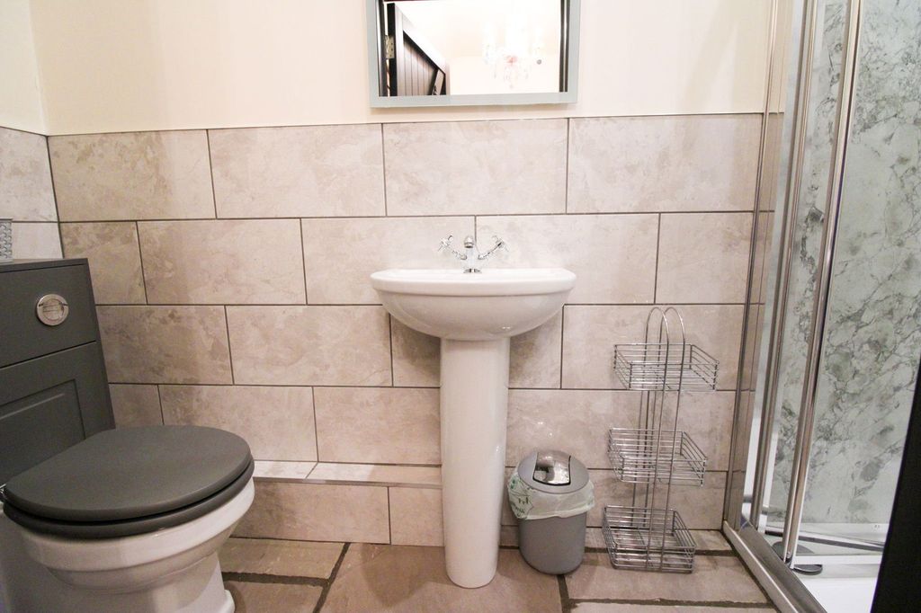 Additional image 61 of 5 bed country house for saleCross Lane, Glentham, Market Rasen LN8