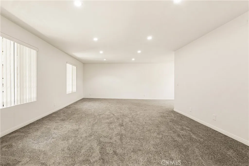 Additional image 7 of 260 S 6th Street Unit G, Burbank, CA 91501