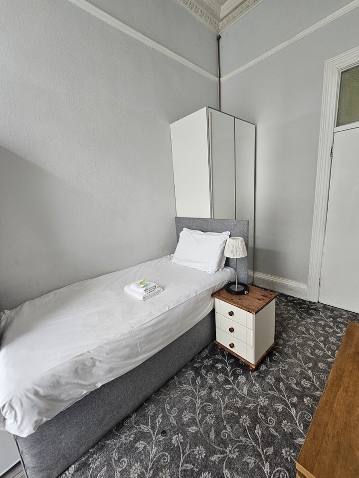 Additional image 8 of Room in a Shared House, Gloucester Place, W1U, N1 7GU