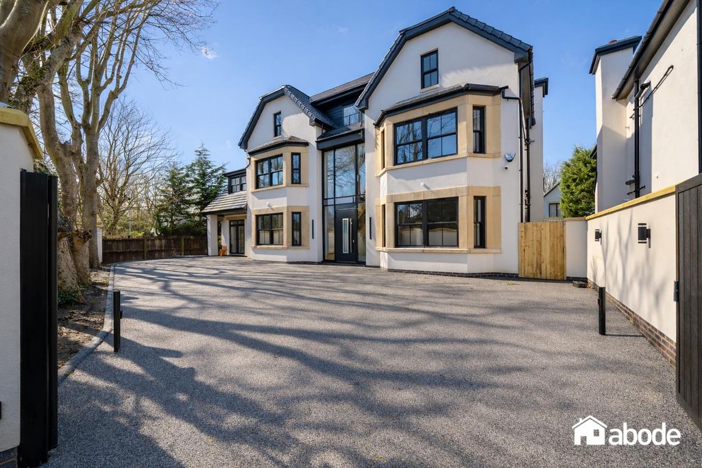 4 bed detached house for saleMassams Lane, Formby, Liverpool L37
