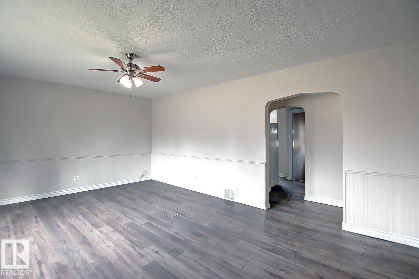 Additional image 5 of 10682 61 Avenue NW, Edmonton, AB, T6H1L7