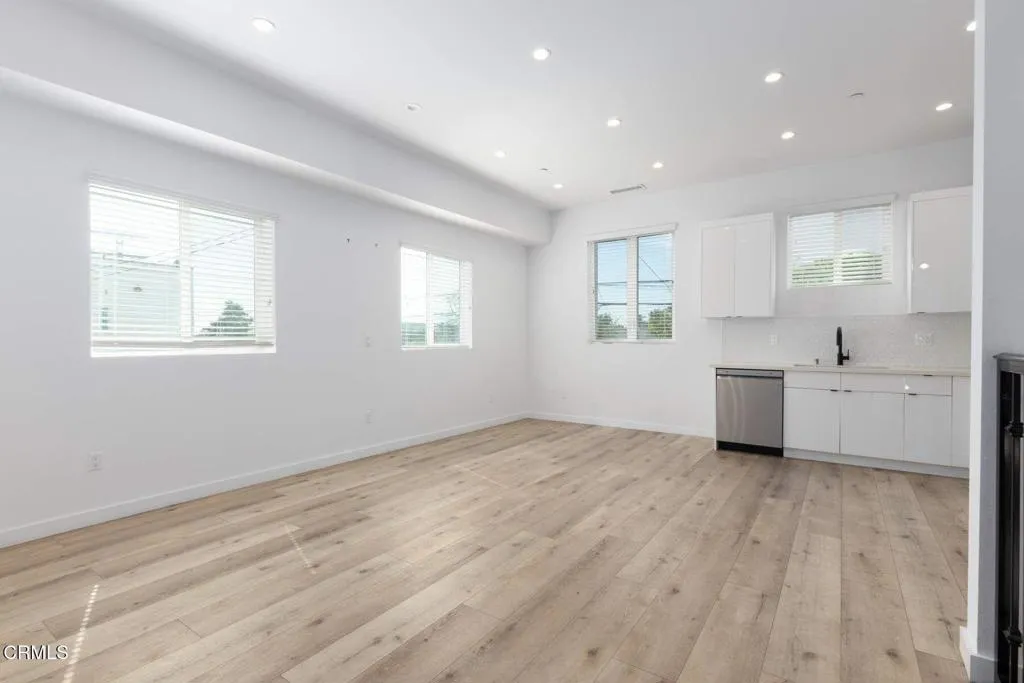 Additional image 17 of 4177 S Normandie Avenue Unit 1/2, Los Angeles, CA 90037