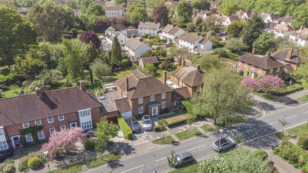 Additional image 27 of Russellcroft Road, Welwyn Garden City, Hertfordshire, AL8