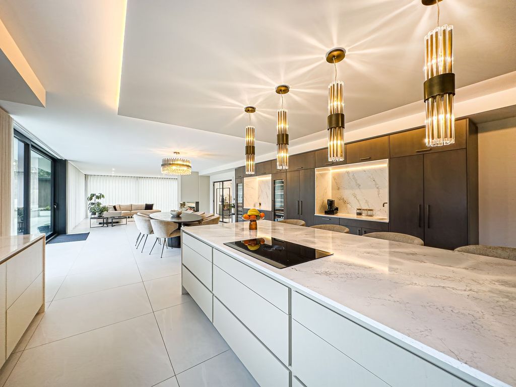 Additional image 9 of 5 bed detached house for saleColumn Road, Wirral CH48