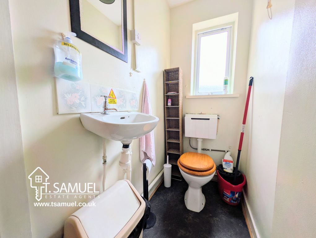 Additional image 7 of 1 bed property for saleHarris Street, Hirwaun, Aberdare CF44