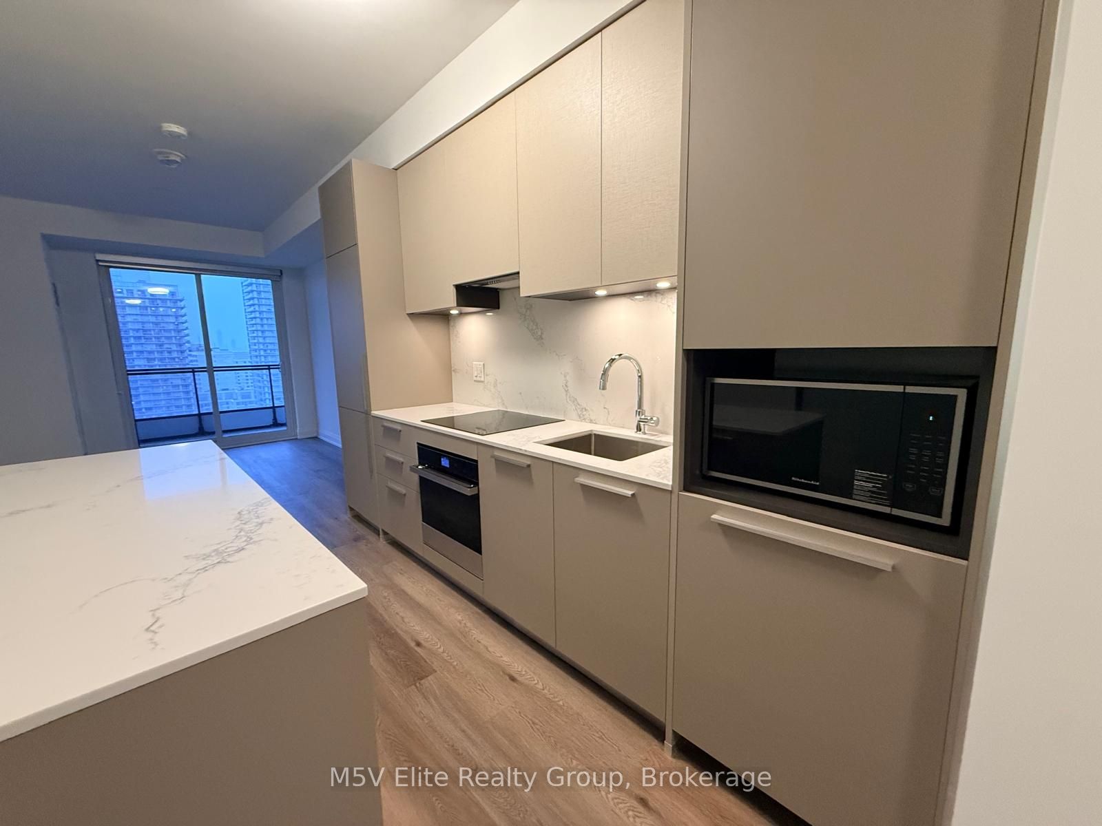 Additional image 2 of 2505-65 Broadway Avenue, Toronto, ON, M4P 1T9