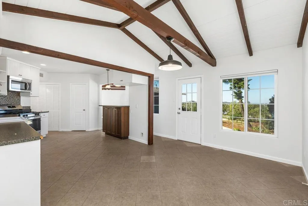 Additional image 36 of 835 Barsby St Unit Main House, Vista, CA 92084